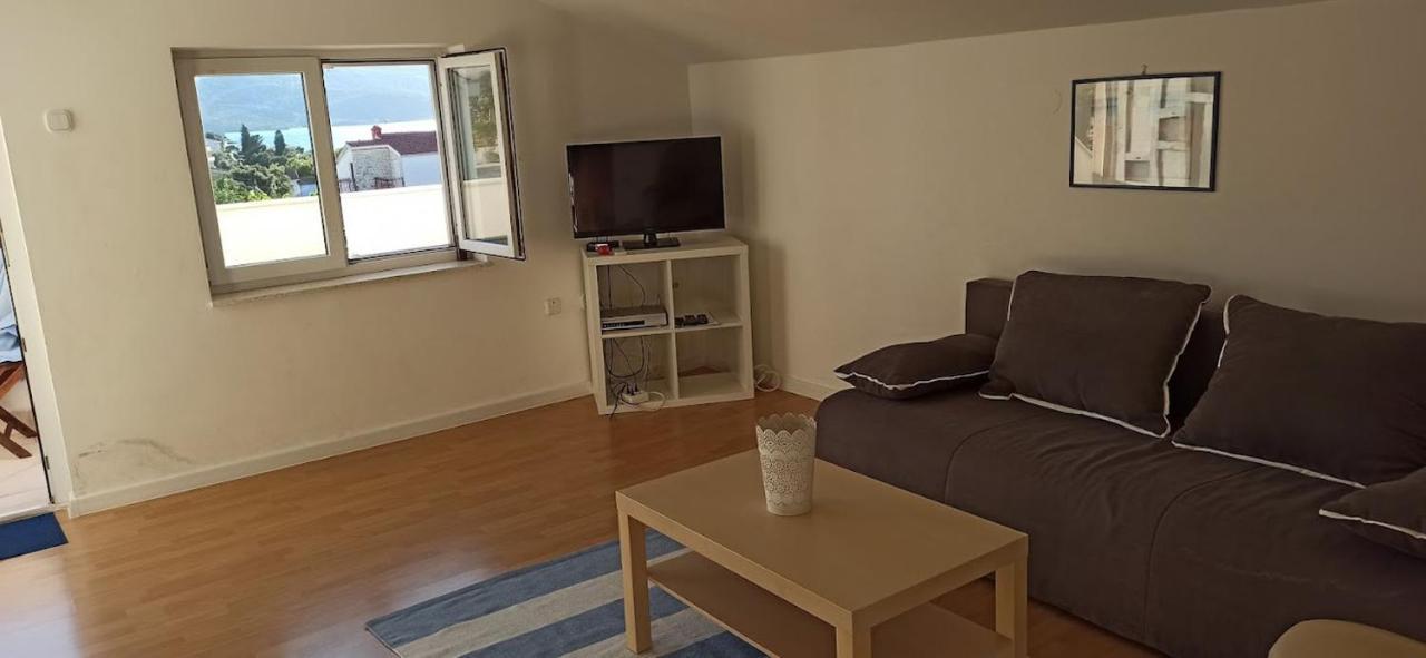Apartmani Zulin Seget Vranjica Buitenkant foto